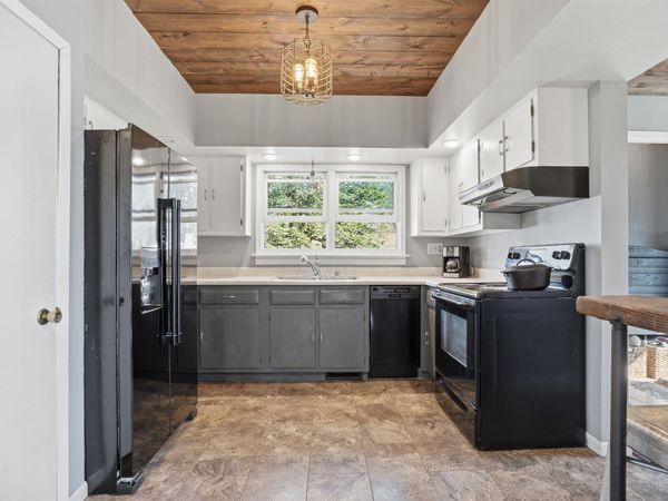 326 2nd Street, Dike, IA 50624