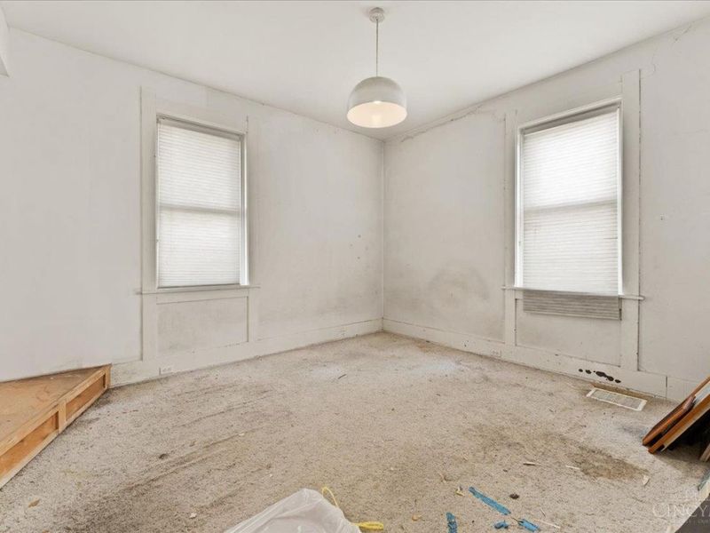 558 Howell Avenue, Cincinnati, OH 45220 Photo 14