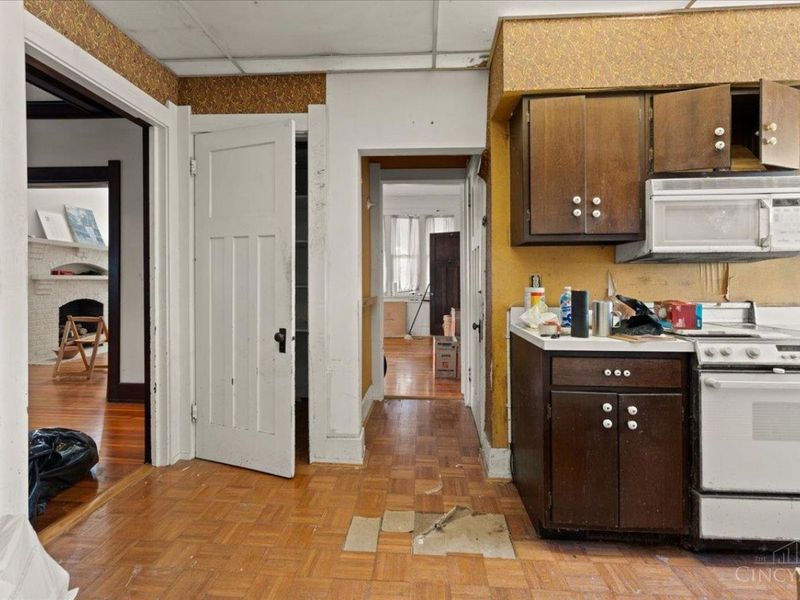 558 Howell Avenue, Cincinnati, OH 45220 Photo 15