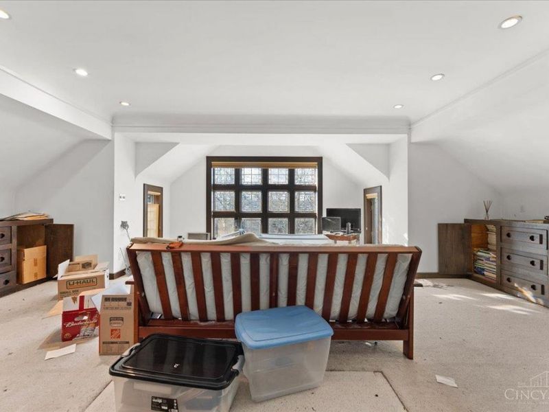 558 Howell Avenue, Cincinnati, OH 45220 Photo 21