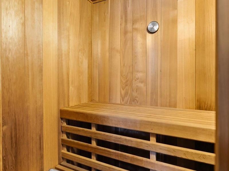 558 Howell Avenue, Cincinnati, OH 45220 Photo 28