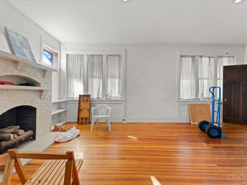 558 Howell Avenue, Cincinnati, OH 45220 Photo 7