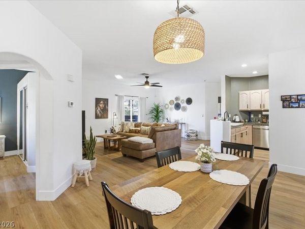 1700 Hills Of Red Drive , Unit 204, Las Vegas, NV 89128