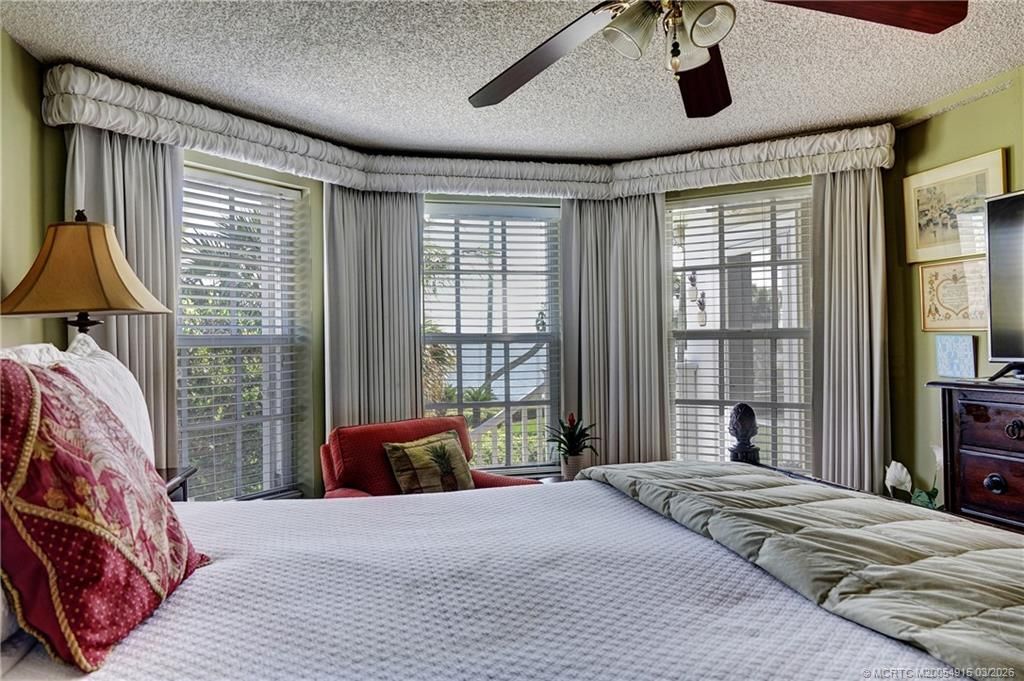 10205 S Indian River Drive, Fort Pierce, FL 34982 Photo