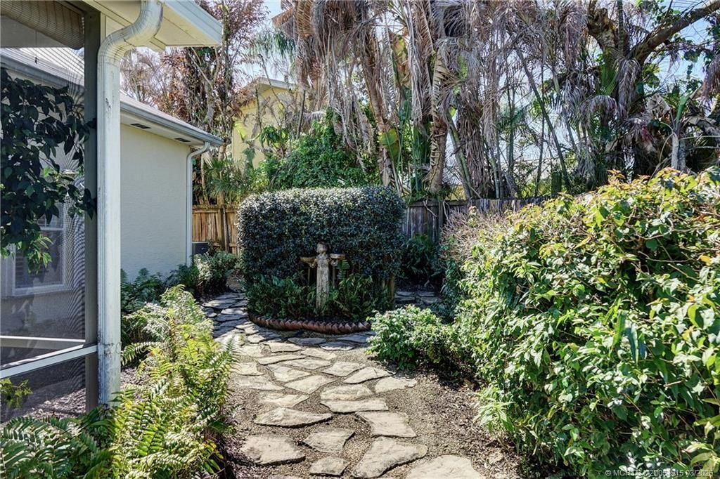 10205 S Indian River Drive, Fort Pierce, FL 34982 Photo