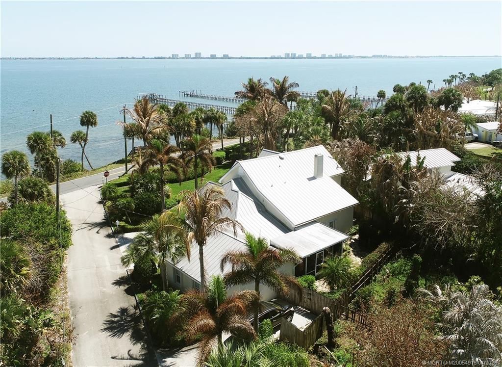 10205 S Indian River Drive, Fort Pierce, FL 34982 Photo