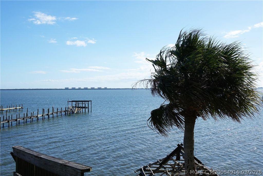 10205 S Indian River Drive, Fort Pierce, FL 34982 Photo