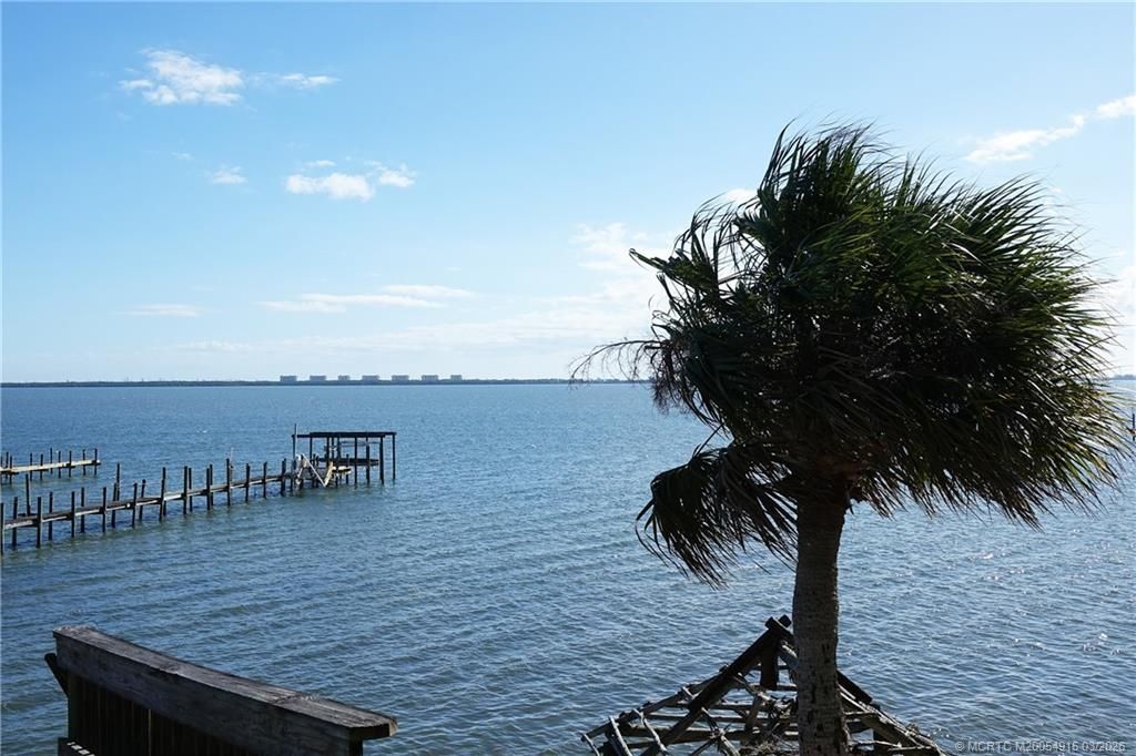 10205 S Indian River Drive, Fort Pierce, FL 34982 Photo