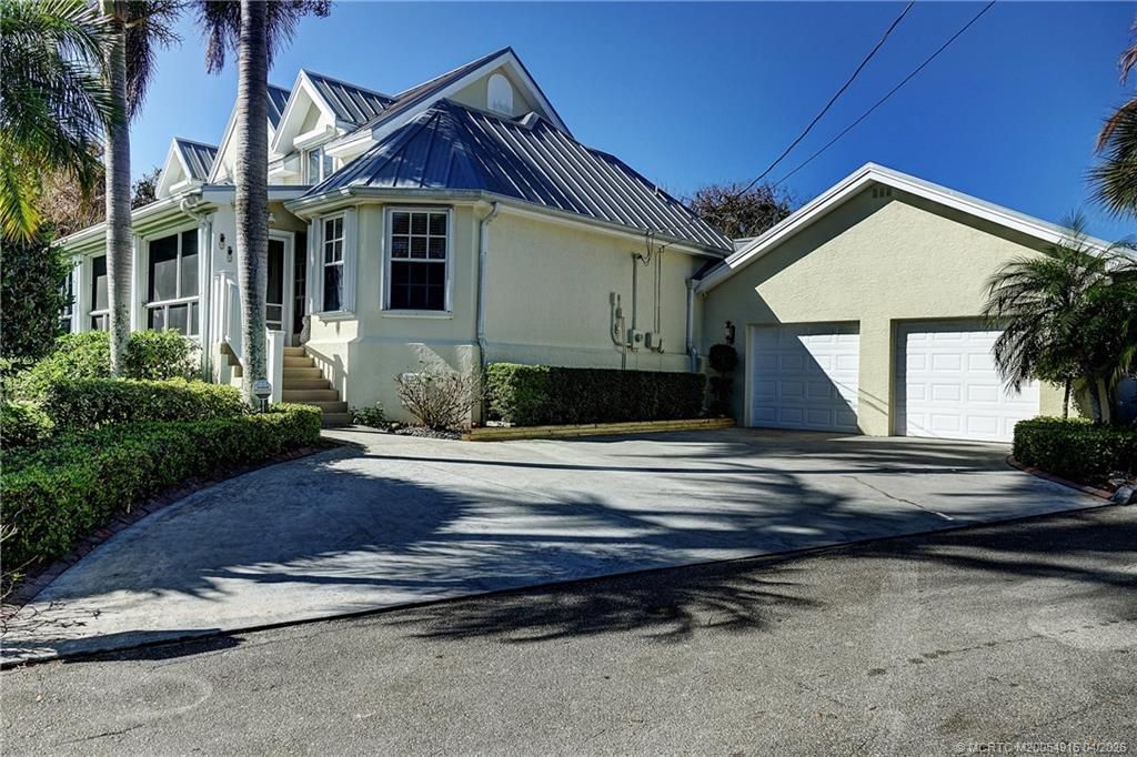 10205 S Indian River Drive, Fort Pierce, FL 34982 Photo