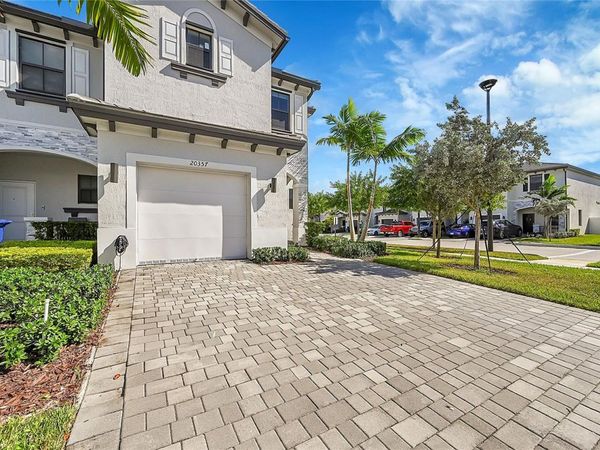 20357 NW 4TH PATH , MIAMI, FL 33169