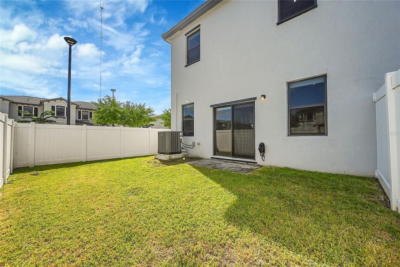 20357 NW 4th Path , Miami, FL 33169 Photo