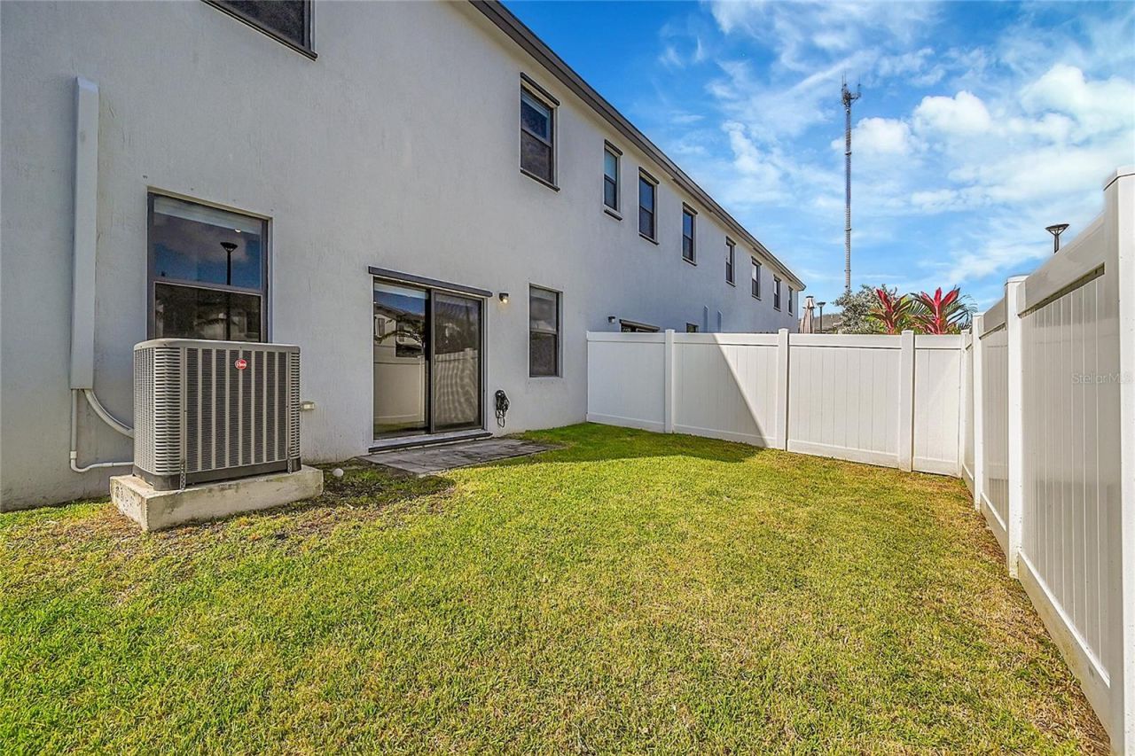 20357 NW 4th Path, Miami, FL 33169 Photo