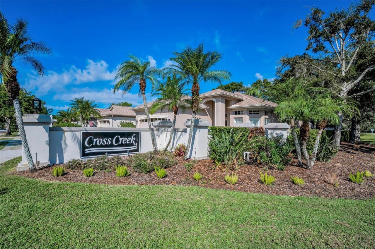 4777 Edge Park Drive , Oldsmar, FL 34677 Photo