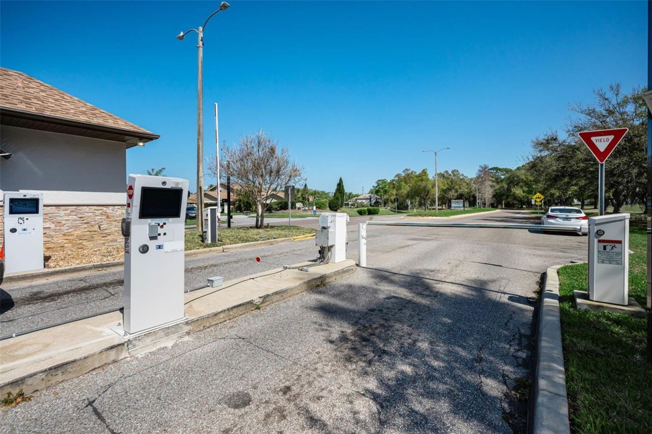 4777 Edge Park Drive , Oldsmar, FL 34677 Photo