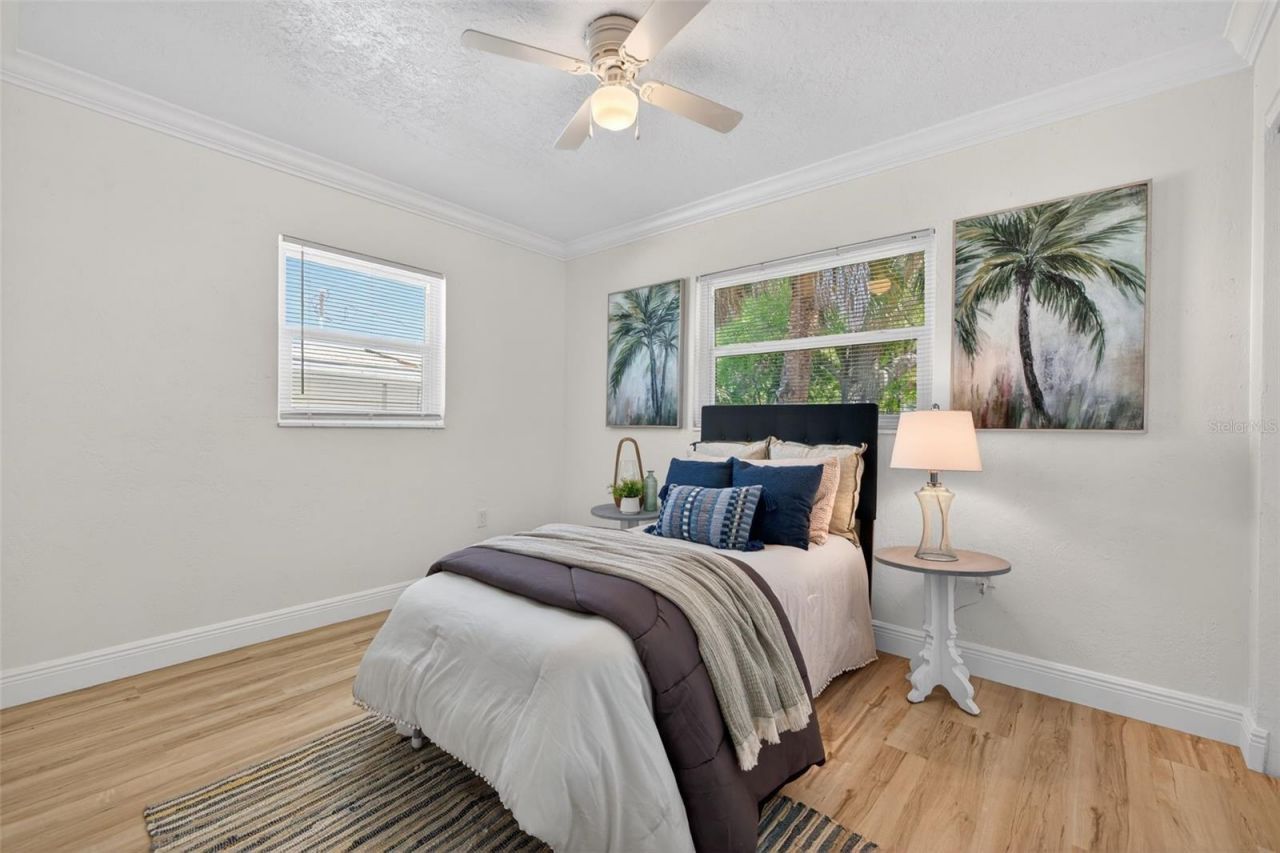 5627 Commonwealth Avenue N, Saint Petersburg, FL 33703 Photo