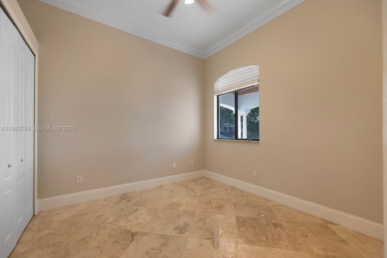 16230 SW 89th Ct, Palmetto Bay, FL 33157 Photo