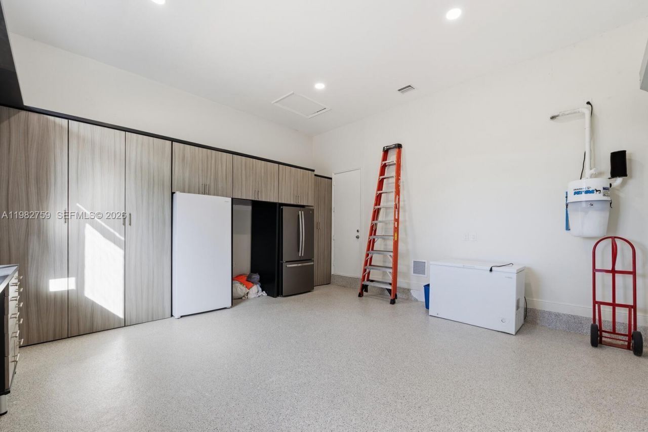 16230 SW 89th Ct, Palmetto Bay, FL 33157 Photo