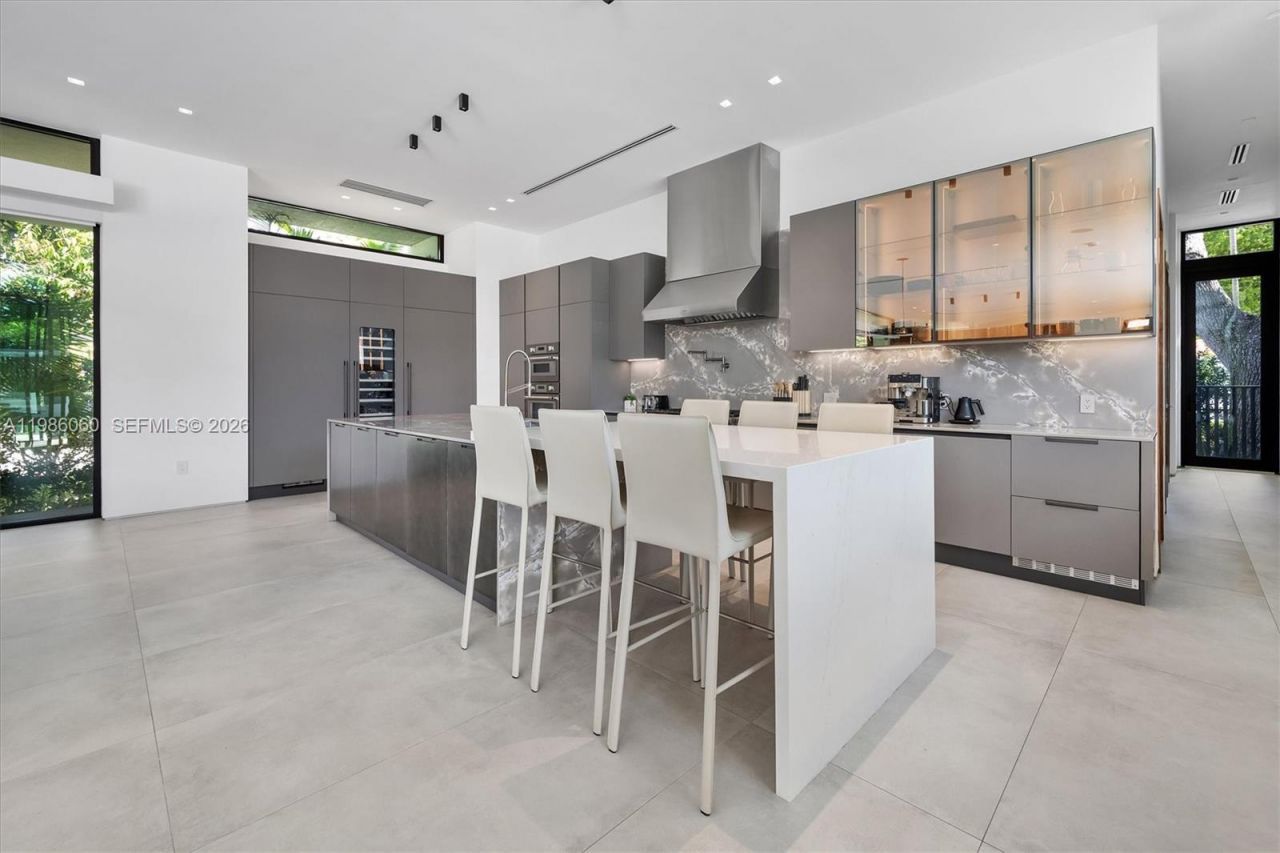 1200 NE 94th St, Miami Shores, FL 33138 Photo