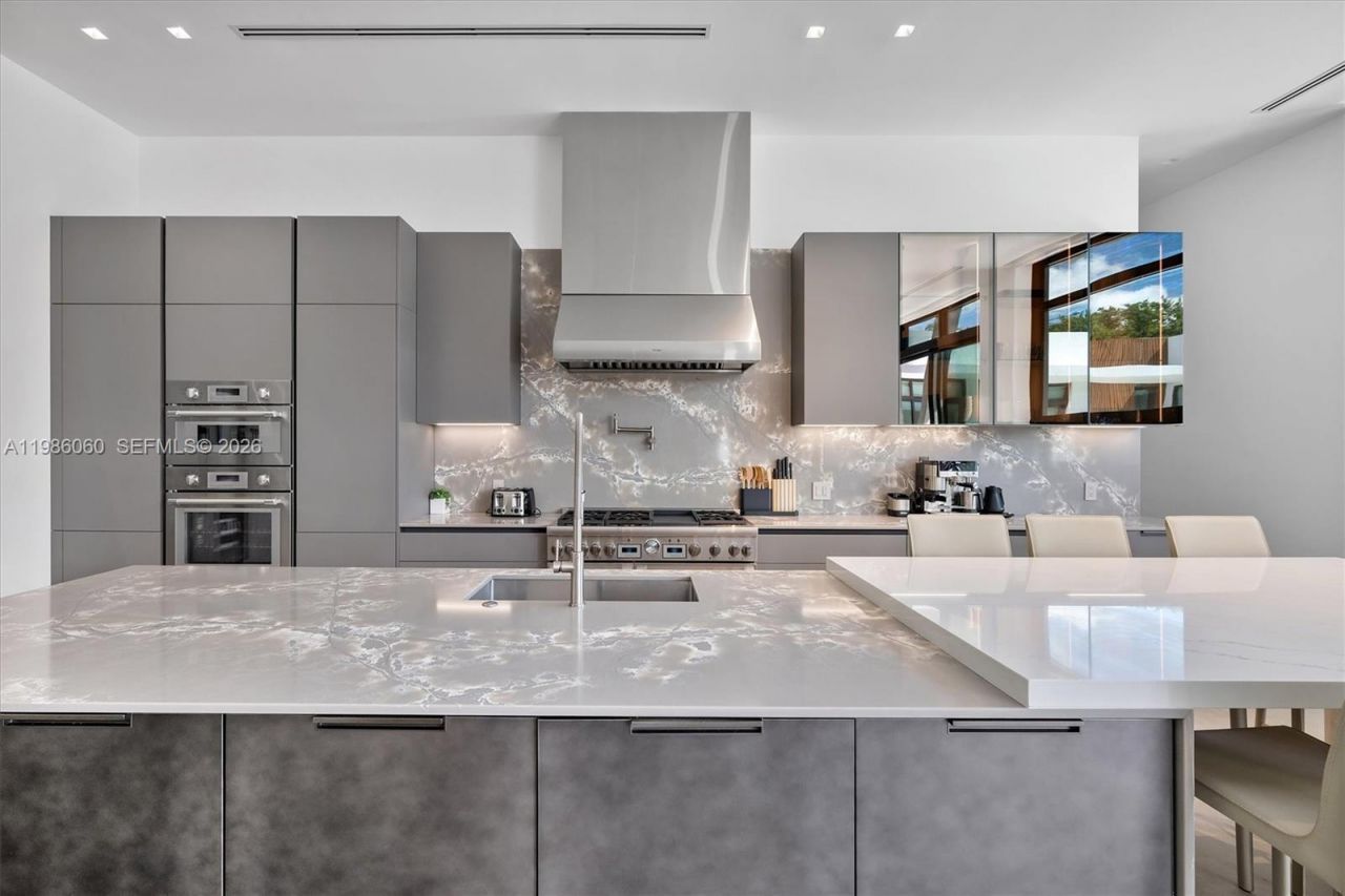 1200 NE 94th St, Miami Shores, FL 33138 Photo