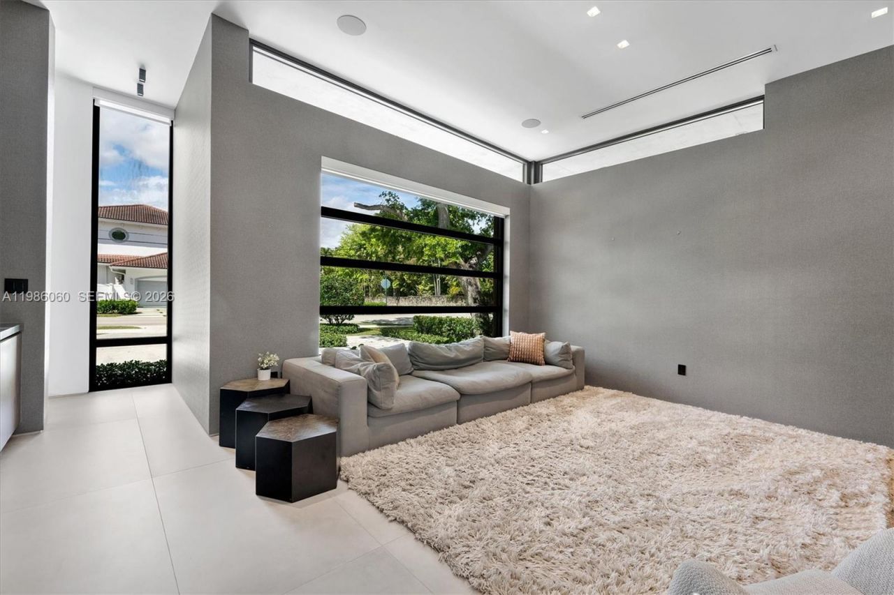 1200 NE 94th St, Miami Shores, FL 33138 Photo