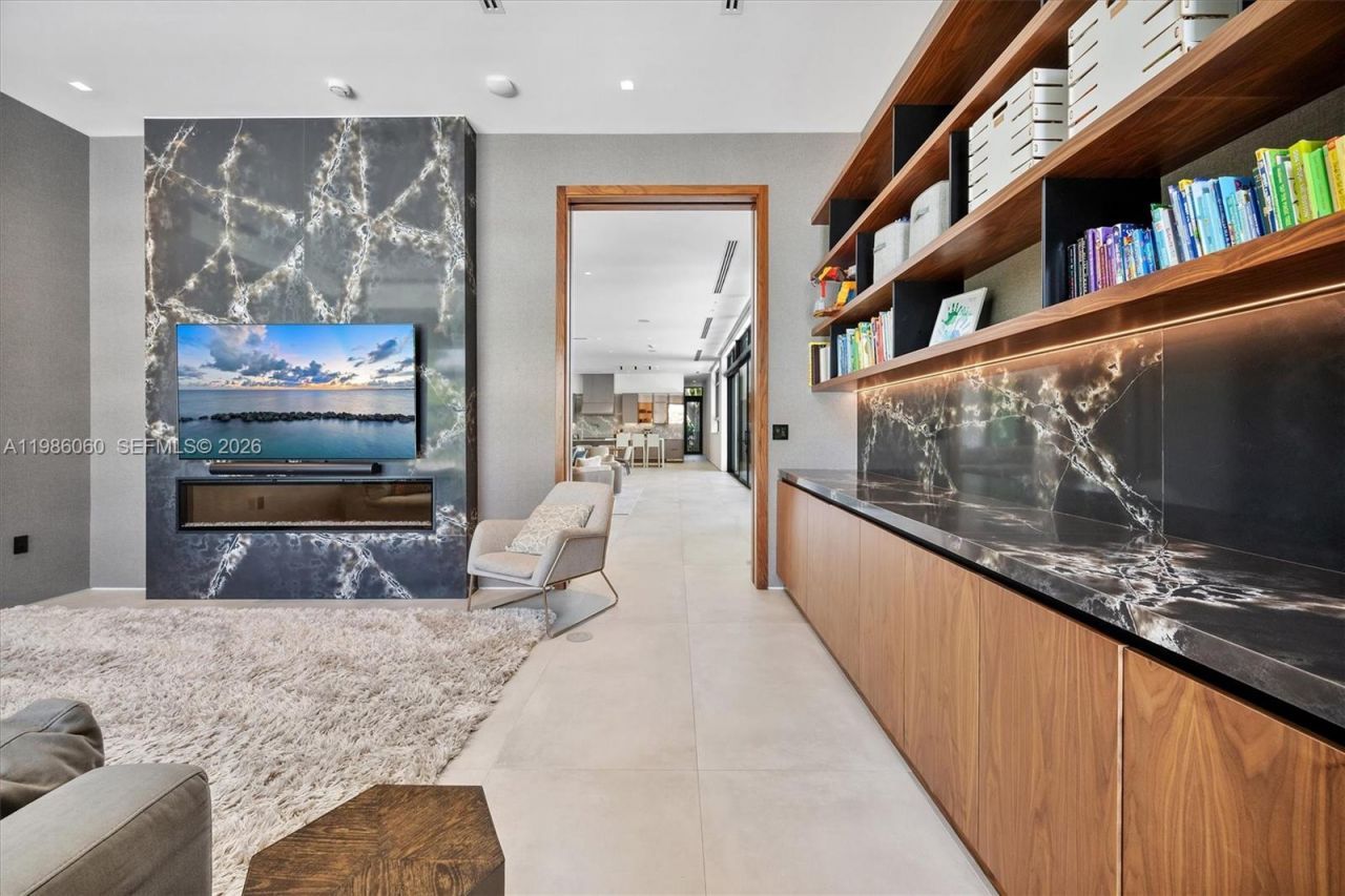 1200 NE 94th St, Miami Shores, FL 33138 Photo