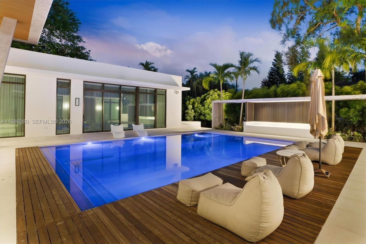 1200 NE 94th St, Miami Shores, FL 33138 Photo