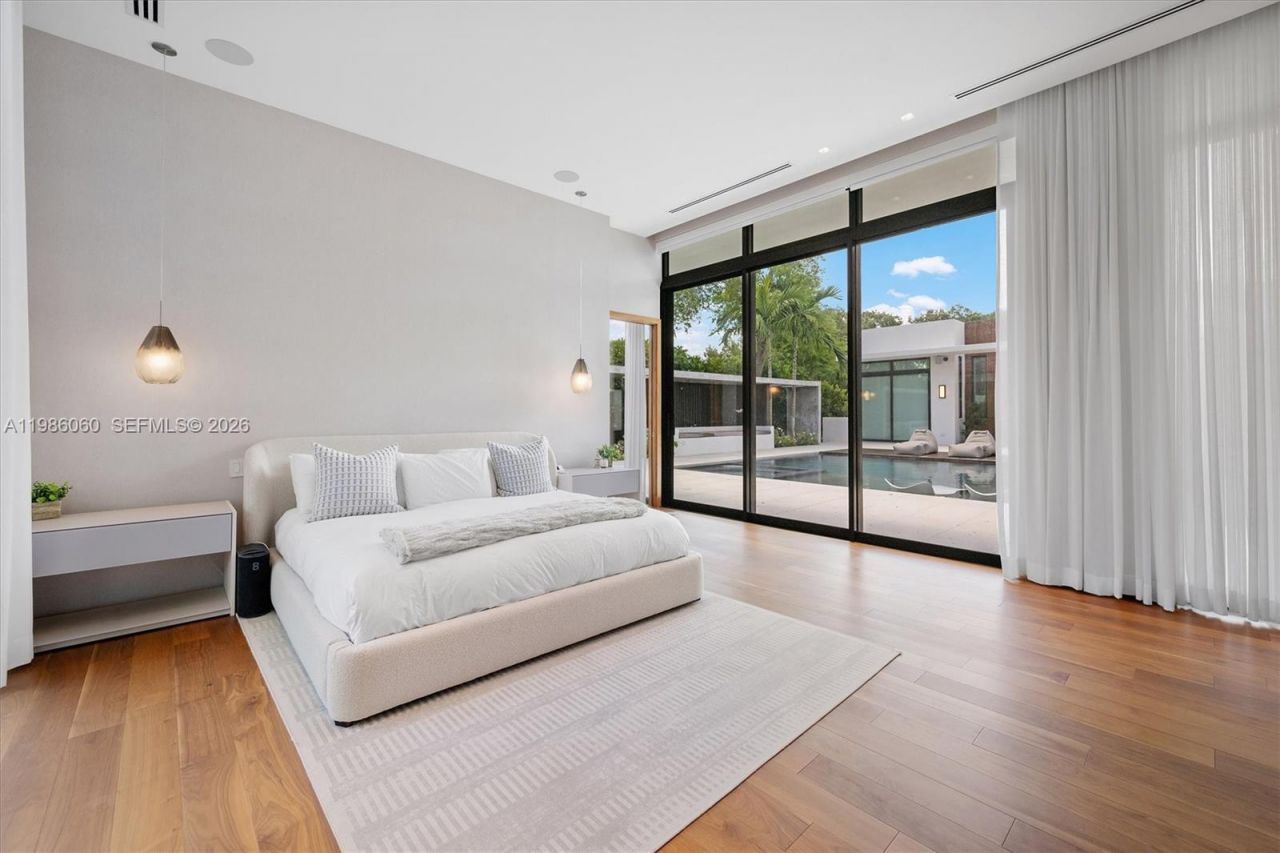 1200 NE 94th St, Miami Shores, FL 33138 Photo