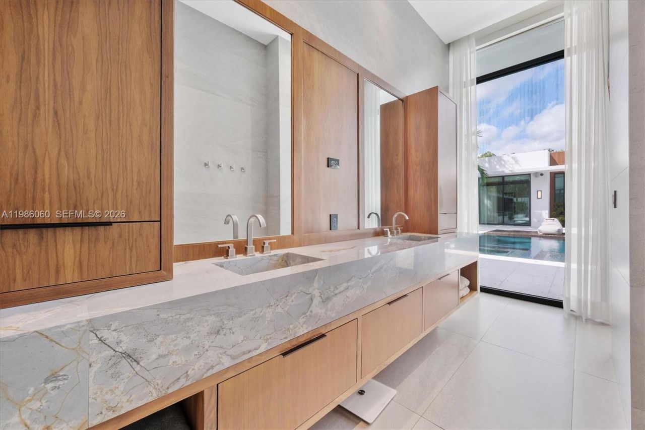 1200 NE 94th St, Miami Shores, FL 33138 Photo