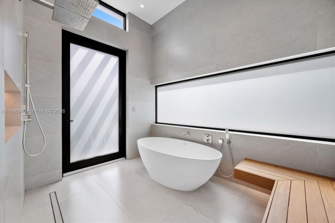 1200 NE 94th St, Miami Shores, FL 33138 Photo