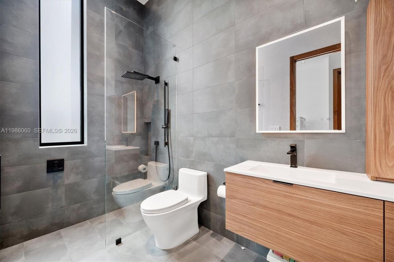 1200 NE 94th St, Miami Shores, FL 33138 Photo