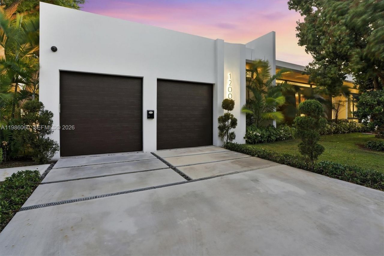 1200 NE 94th St, Miami Shores, FL 33138 Photo