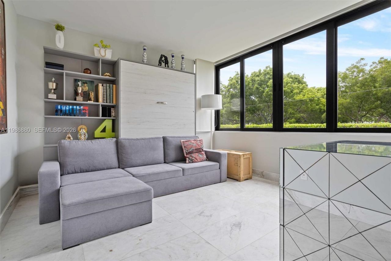 610 Harbor Cir , Key Biscayne, FL 33149 Photo