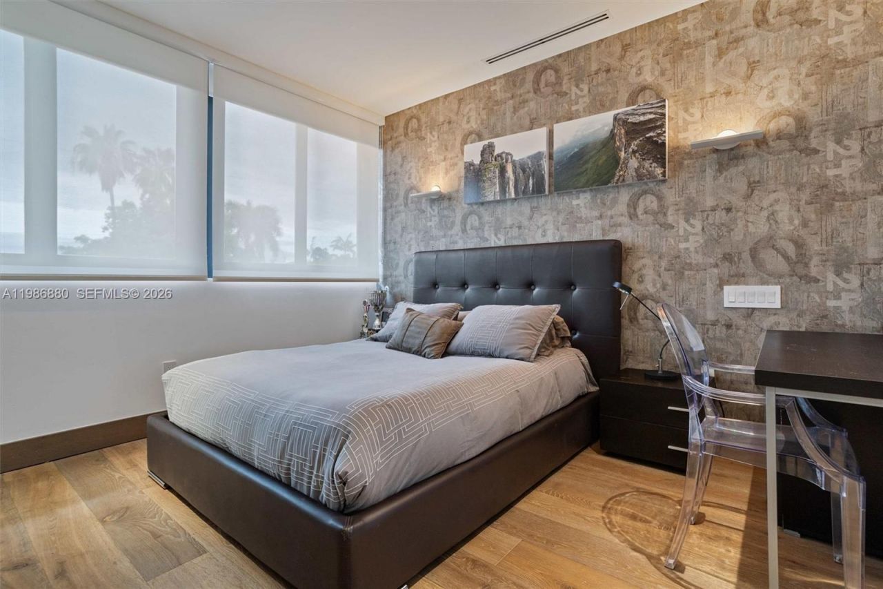 610 Harbor Cir , Key Biscayne, FL 33149 Photo