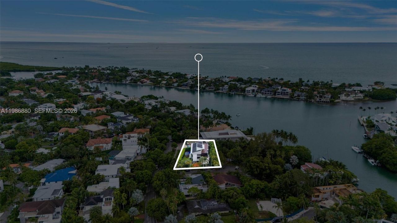 610 Harbor Cir , Key Biscayne, FL 33149 Photo