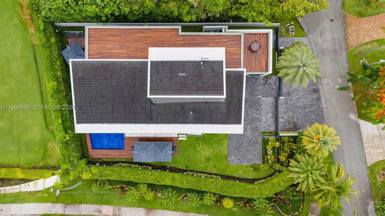 610 Harbor Cir , Key Biscayne, FL 33149 Photo