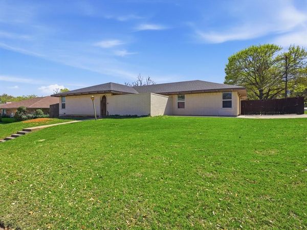 4909 Winesanker Way, Fort Worth, TX 76133