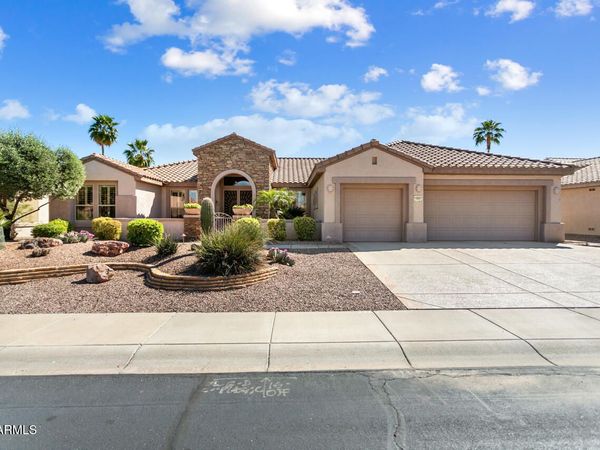 15807 W SILVER BREEZE Drive, Surprise, AZ 85374