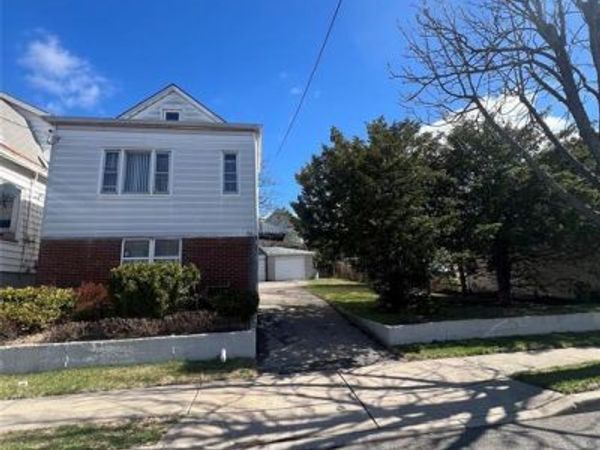 44 Scudder Street, GARFIELD, NJ 07026