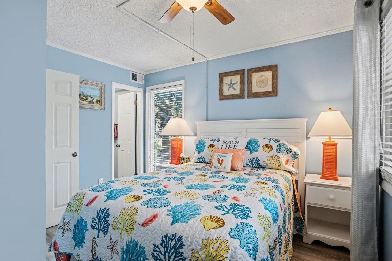 9581 Shore Dr. Photo 17