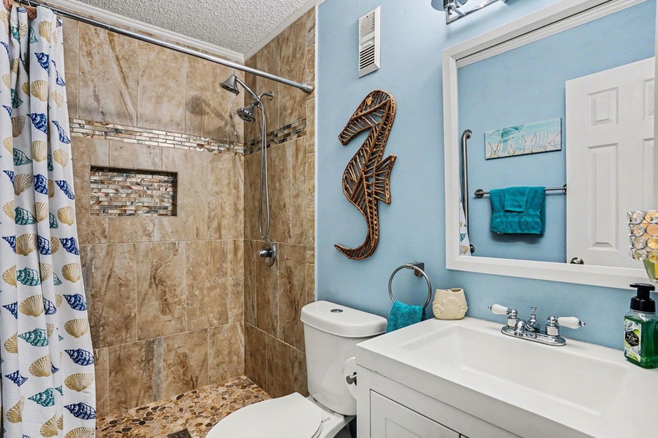 9581 Shore Dr. Photo 20