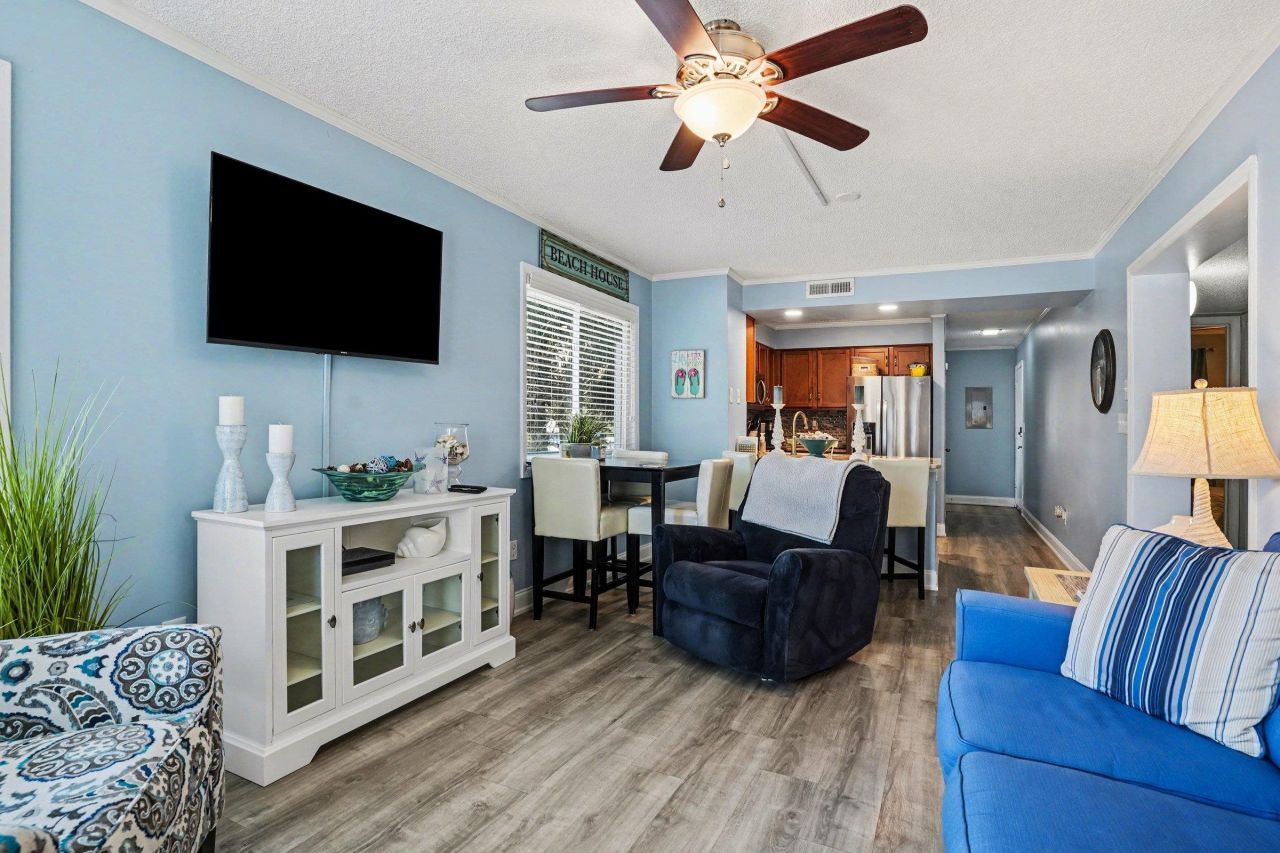 9581 Shore Dr. Photo 6