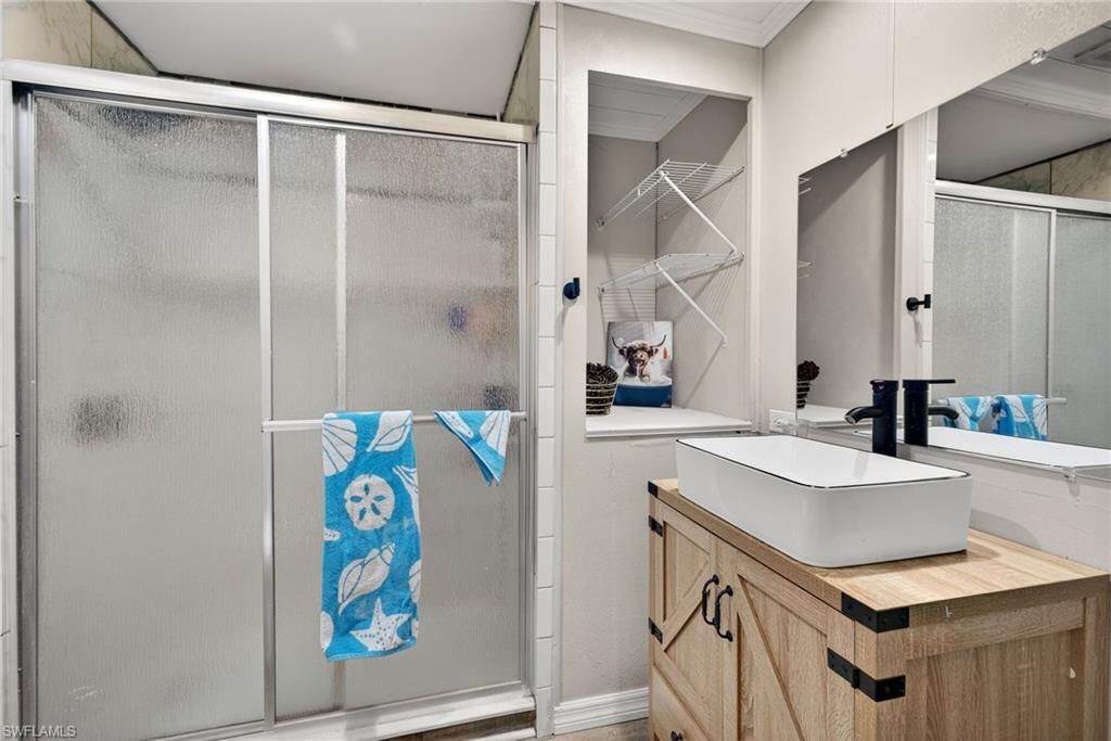 860 Moonlight Dr, North Fort Myers, FL 33917 Photo