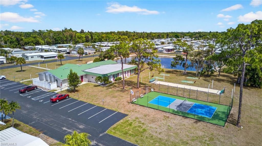 860 Moonlight Dr, North Fort Myers, FL 33917 Photo