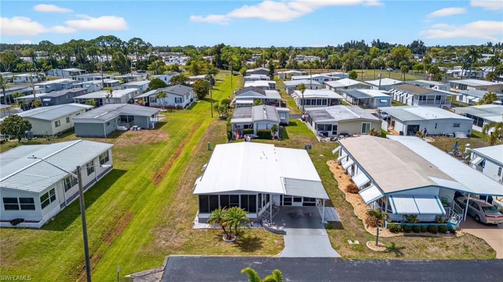 860 Moonlight Dr, North Fort Myers, FL 33917 Photo