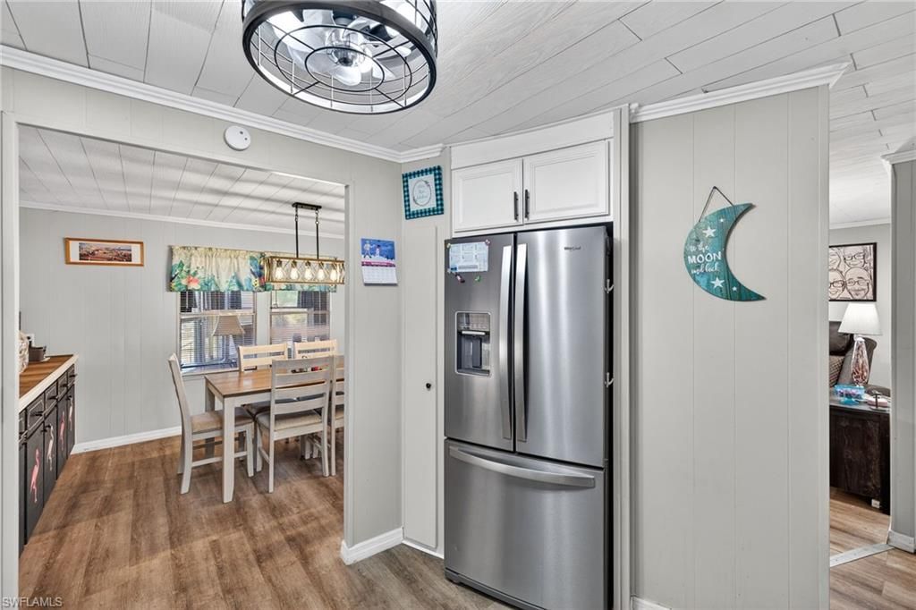 860 Moonlight Dr, North Fort Myers, FL 33917 Photo