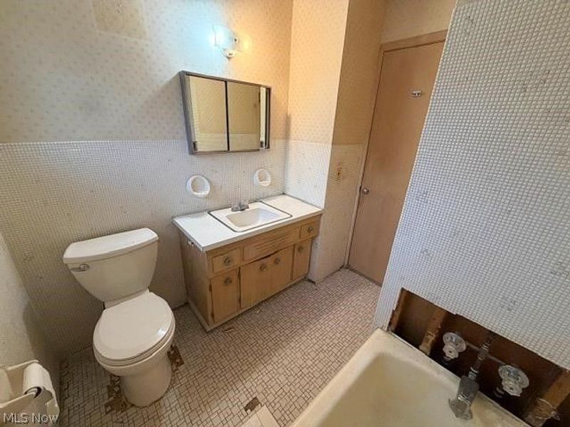 4365 Adrian Road, South Euclid, OH 44121 Photo 13