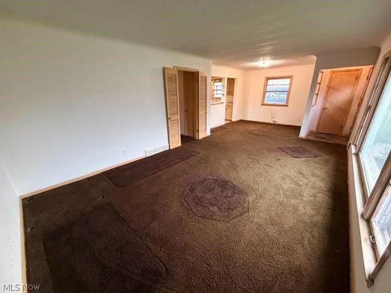 4365 Adrian Road, South Euclid, OH 44121 Photo 5