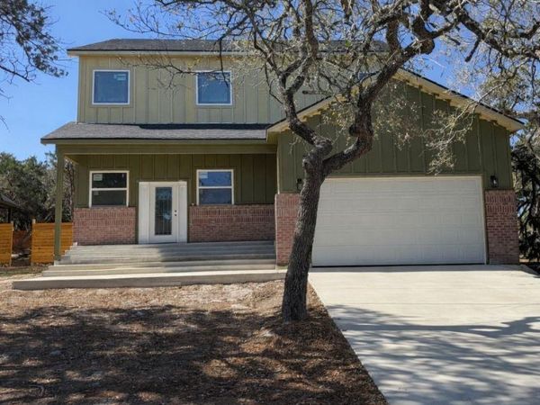 118 Crazy Cross RD, Wimberley, TX 78676