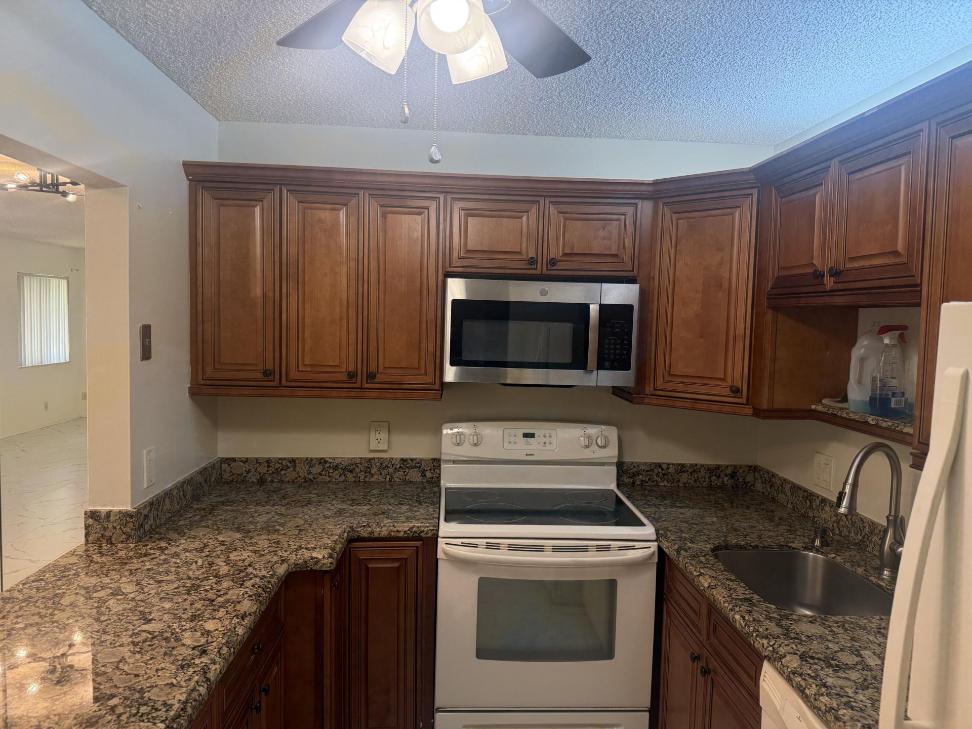 211 Pine Hov Circle, Unit D-2, Greenacres, FL 33463 Photo