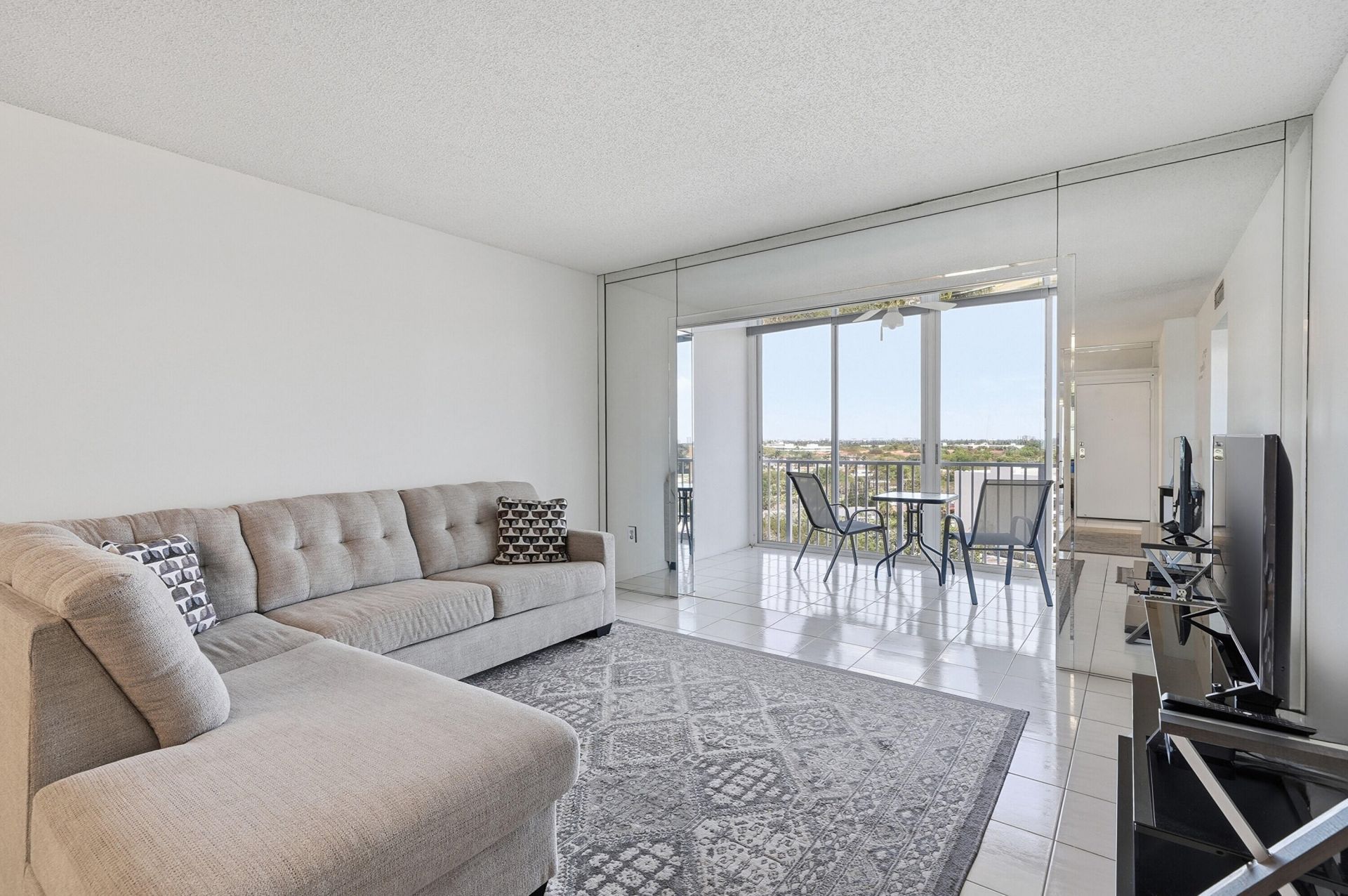 3850 Washington Street, Unit 1003, Hollywood, FL 33021 Photo